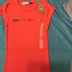 Dkny tee shirt